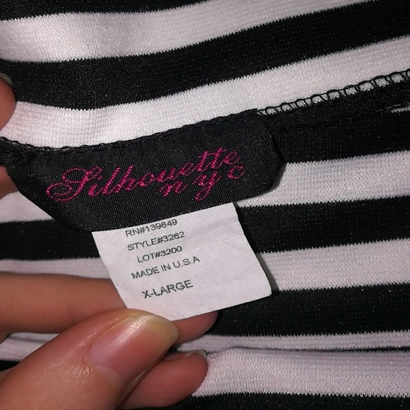 Skirt - Picture 2 of 2